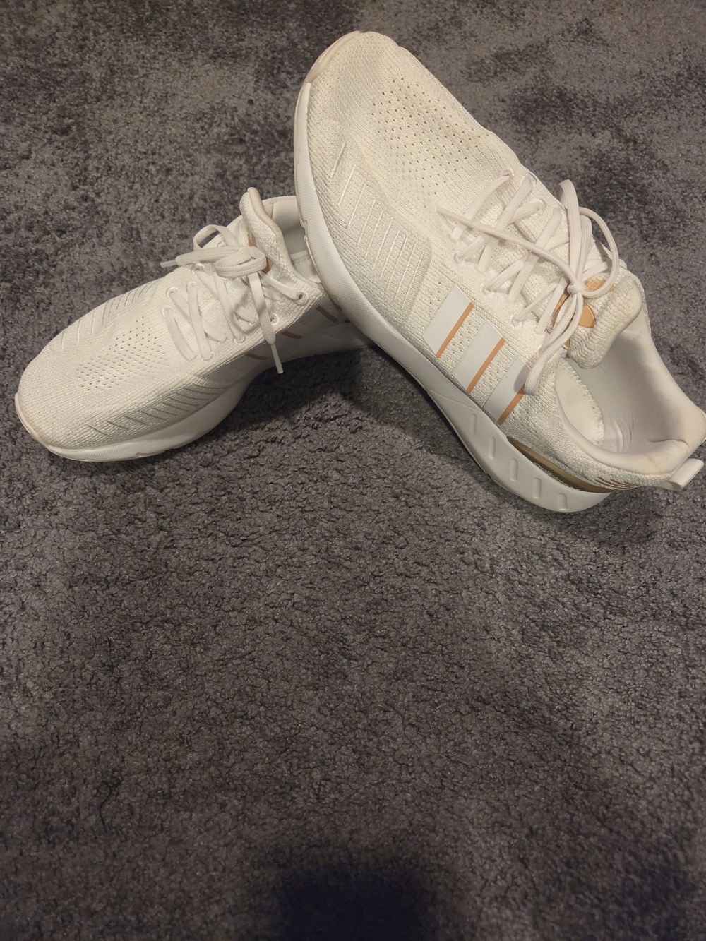 Adidas Lightweight Cream Knit Running Shoes with Subtle Gold Stripes